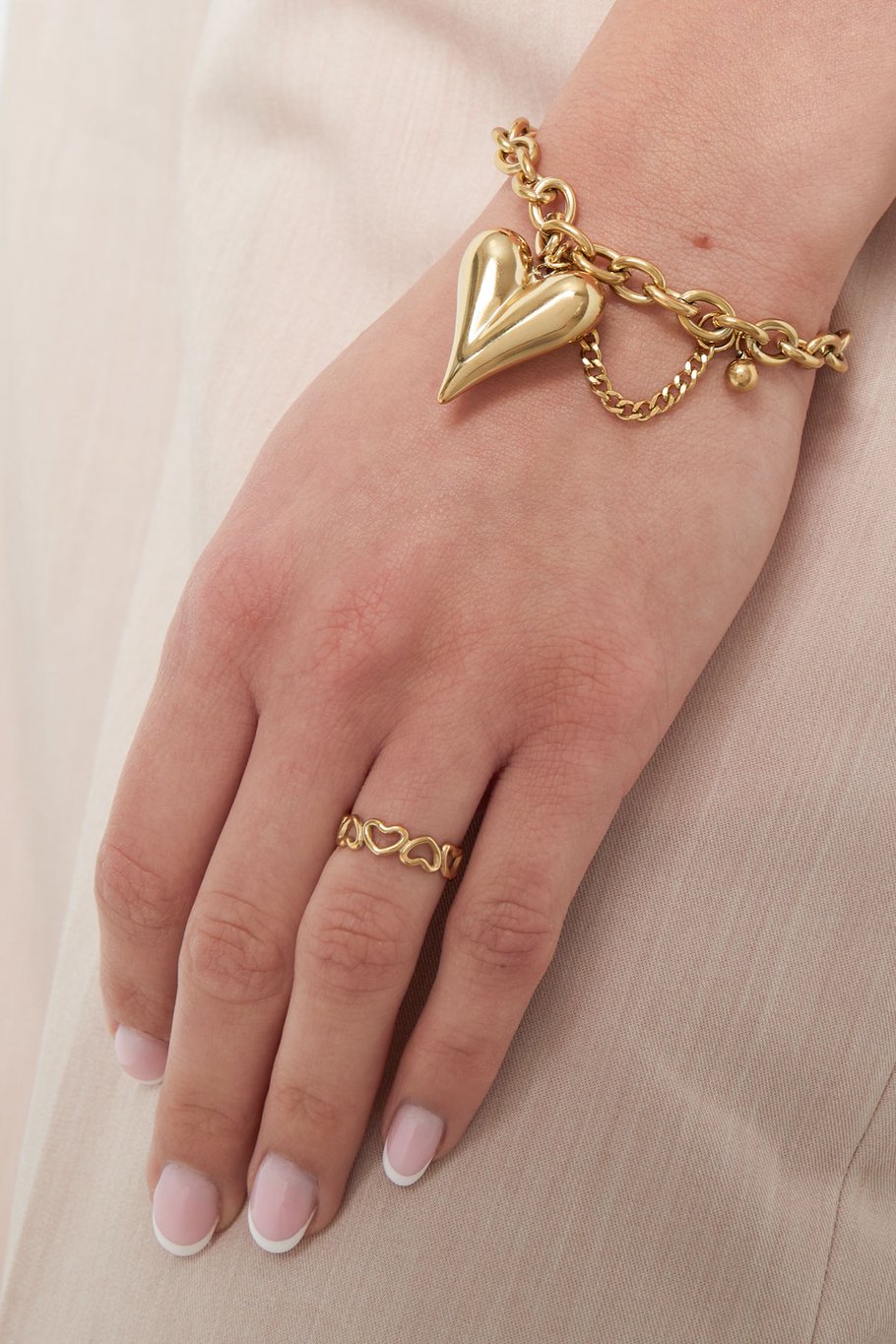 Love All Over hartjes ring – zilverkleurig stainless steel, one size – foto 2