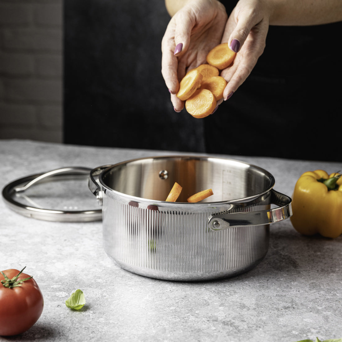 Vcasa kookpan 20 cm met afgietdeksel, 3 liter, 304 rvs tri-ply, Velora