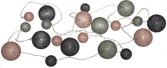 Atmosphera lichtslinger met 20 balletjes – multicolor LED, 210 cm, op batterijen – foto 4