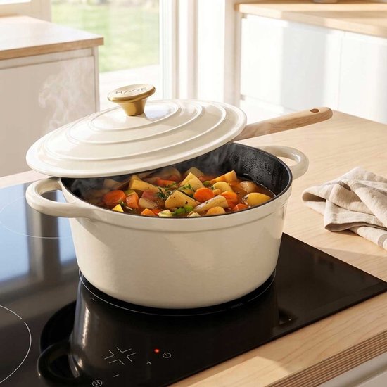 HAGE Cast Iron Enameled Pan 26 cm 5L Cream