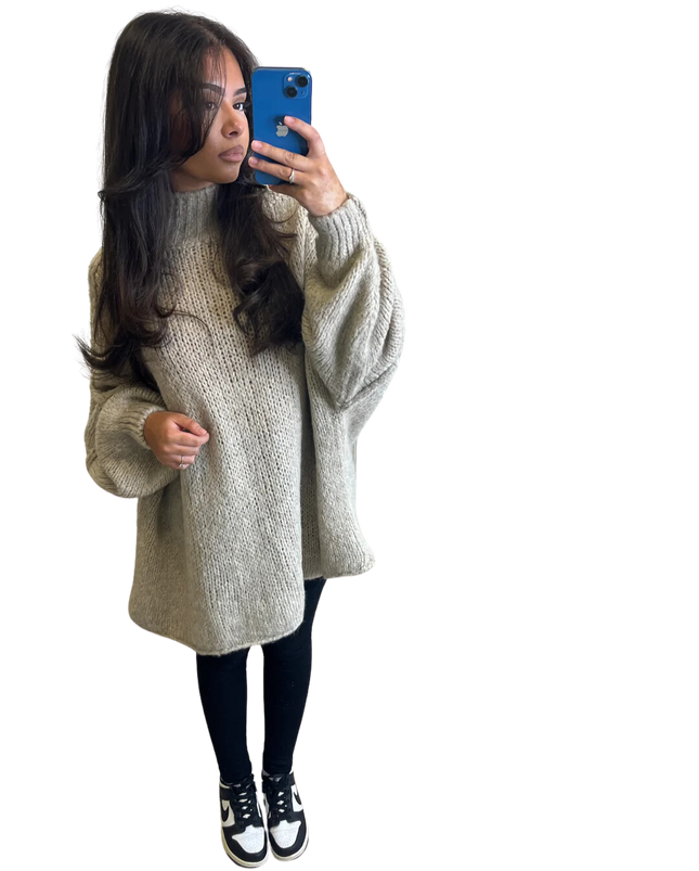 Amaya trui – oversized damestrui van zachte stof, in zwart of beige – foto 2
