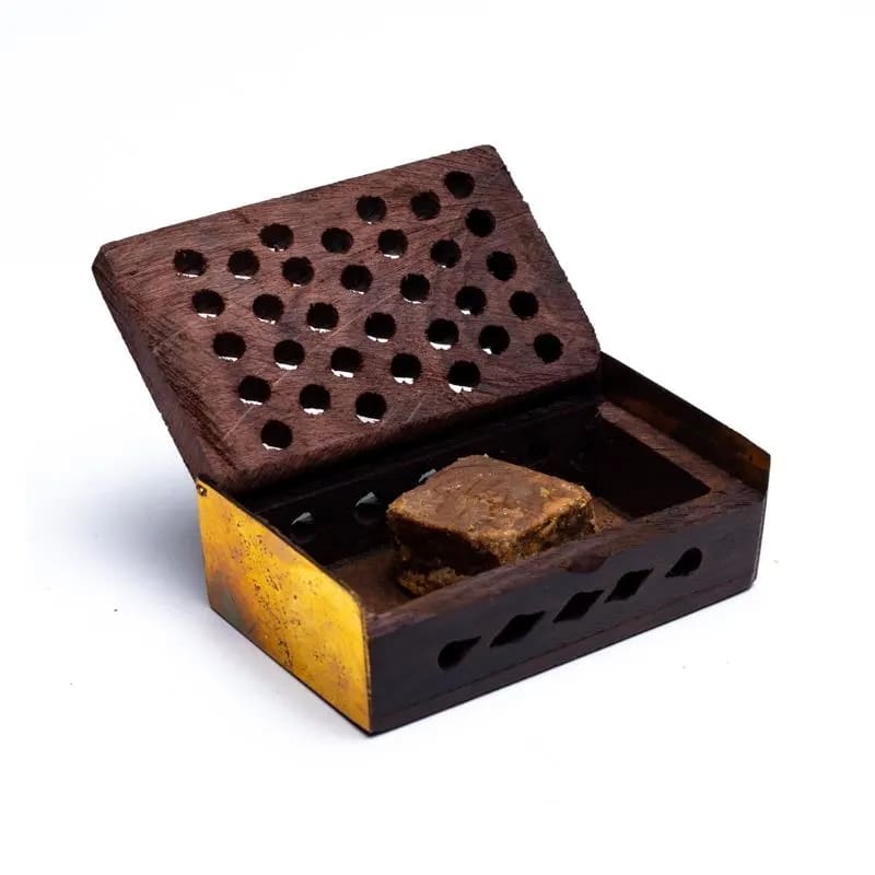 Wierookhars Nag Champa en amber – resin in houten doosje, 6 x 4 cm – foto 2