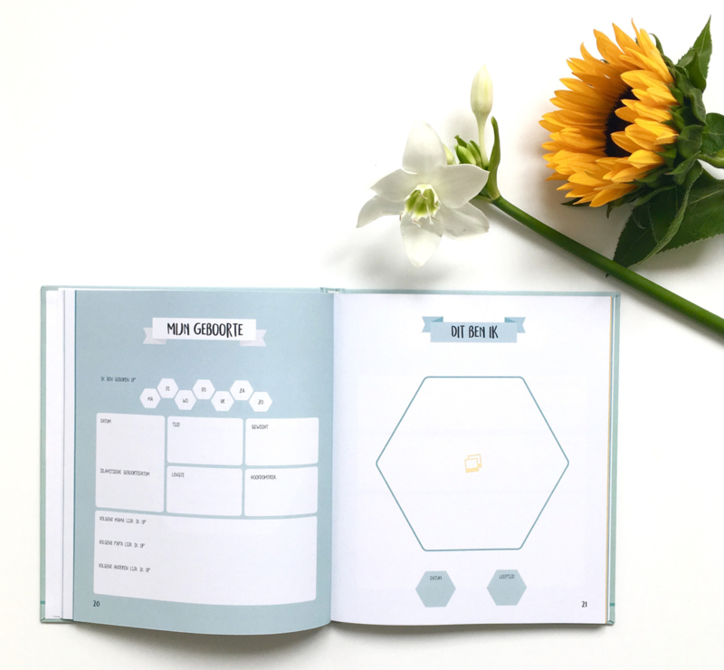 Mijn Mini Me – islamitisch babydagboek voor een jongen, hardcover – foto 2