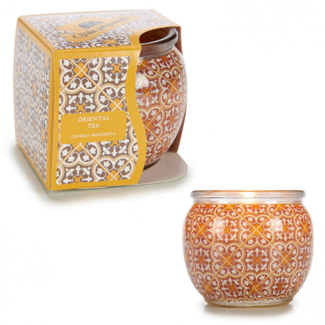 Oosterse tea kaars in glas