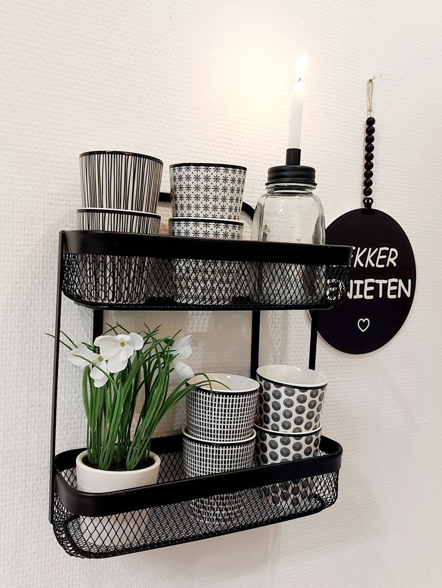 Étagère de cuisine noire pour tasses et épices