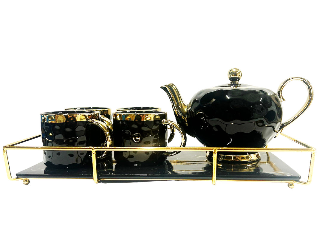 Porseleinen theeservies met gouden rand – theepot, 6 kopjes en dienblad – foto 2
